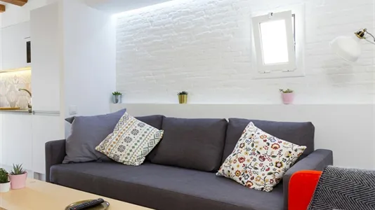 Apartments in Barcelona Ciutat Vella - photo 7