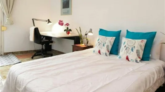 Rooms in Barcelona Ciutat Vella - photo 6