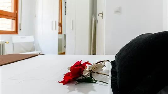 Rooms in Zaragoza - photo 5