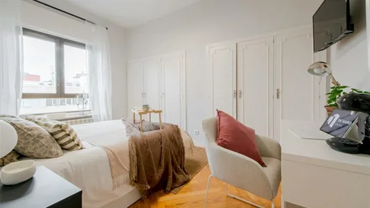 Rooms in Madrid Salamanca - photo 2