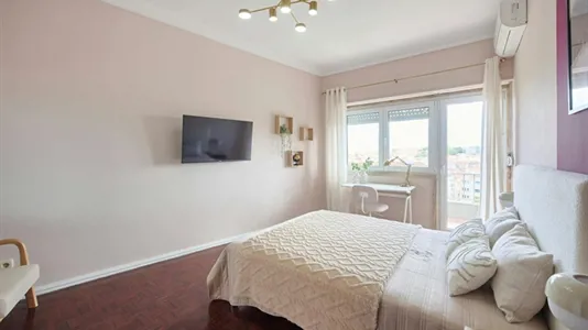 Rooms in Location is not specified - photo 1