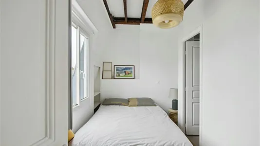 Apartments in Paris 18ème arrondissement - Montmartre - photo 8