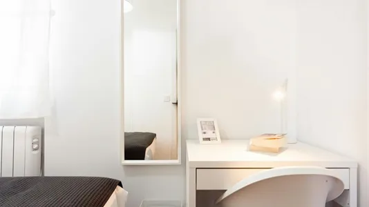 Rooms in Madrid Chamberí - photo 4