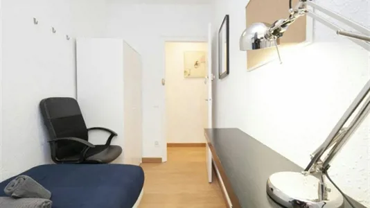 Rooms in L'Hospitalet de Llobregat - photo 2