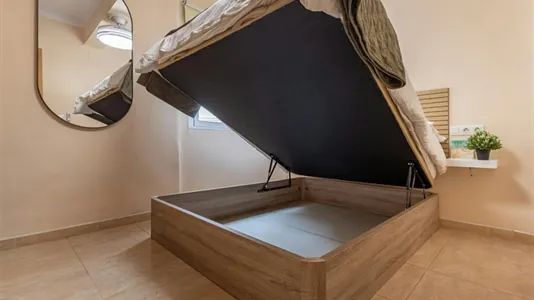 Rooms in Granada - photo 7