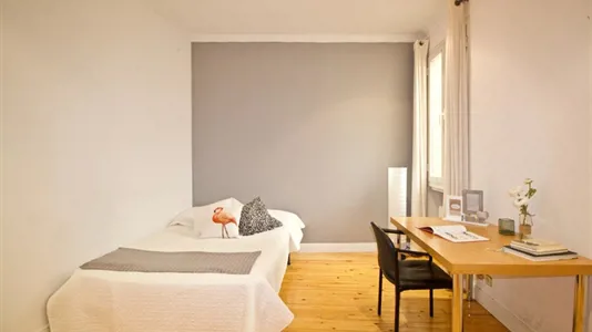 Rooms in Madrid Centro - photo 3