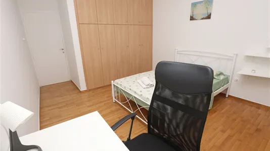 Rooms in Piraeus - photo 9
