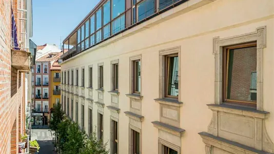 Rooms in Madrid Centro - photo 5