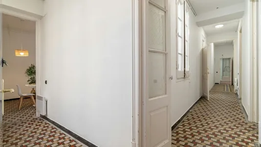 Rooms in Barcelona Ciutat Vella - photo 6