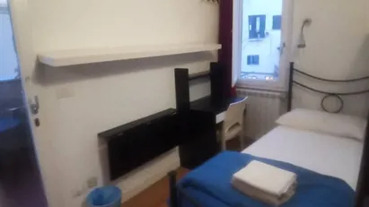 Room for rent in Florence, Toscana