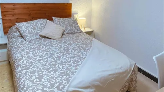 Rooms in Zaragoza - photo 6