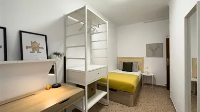 Room for rent in Barcelona Sant Martí, Barcelona