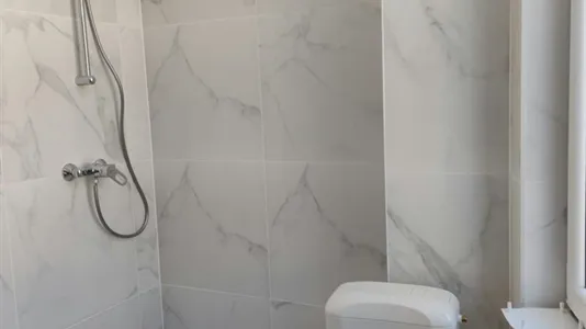 Rooms in Brussels Sint-Joost-ten-Node - photo 9