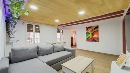 Apartments in Barcelona Ciutat Vella - photo 6