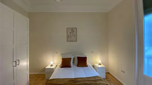 Rooms in Madrid Centro - photo 4