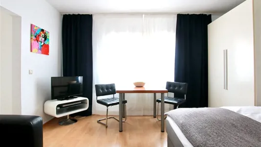 Apartments in Cologne Innenstadt - photo 2