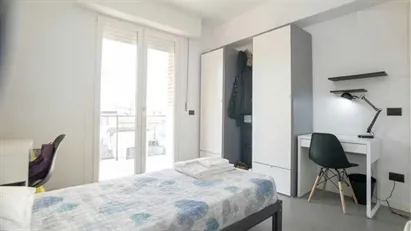 Room for rent in Milano Zona 9 - Porta Garibaldi, Niguarda, Milan