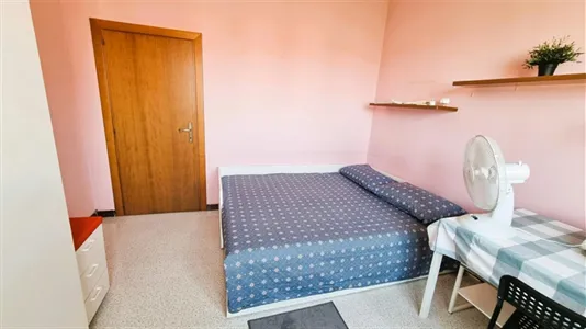 Rooms in Milano Zona 8 - Fiera, Gallaratese, Quarto Oggiaro - photo 4