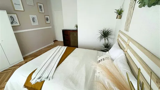 Rooms in Madrid Fuencarral-El Pardo - photo 6