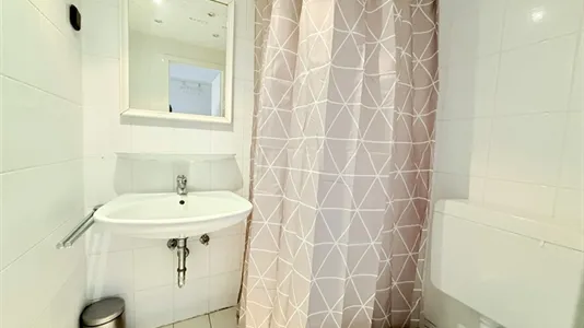 Apartments in Location is not specified - photo 9