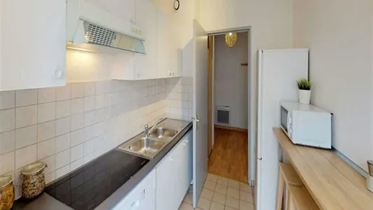 Rooms in Toulouse - photo 9