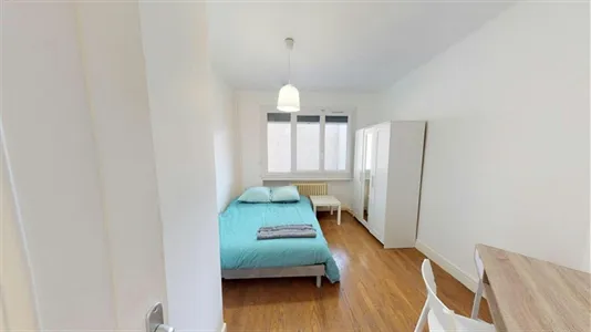 Rooms in Lyon - photo 2