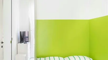 Room for rent in Milano Zona 1 - Centro storico, Milan