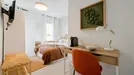 Room for rent, Madrid Fuencarral-El Pardo, Madrid, &lt;span class=&quot;blurred street&quot; onclick=&quot;ProcessAdRequest(13332917)&quot;&gt;&lt;span class=&quot;hint&quot;&gt;See streetname&lt;/span&gt;[xxxxxxxxxxxxx]&lt;/span&gt;