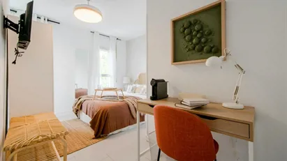 Room for rent in Madrid Fuencarral-El Pardo, Madrid