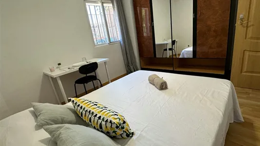 Rooms in Alcalá de Henares - photo 2