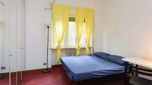 Rooms in Roma Municipio IX – EUR - photo 1