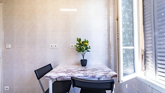 Apartments in L'Haÿ-les-Roses - photo 6