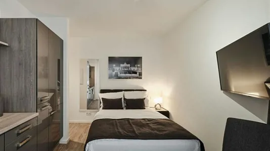 Apartments in Location is not specified - photo 1