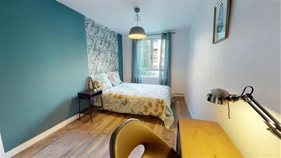 Room for rent in Dijon, Bourgogne-Franche-Comté