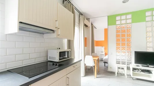 Apartments in Barcelona Ciutat Vella - photo 7