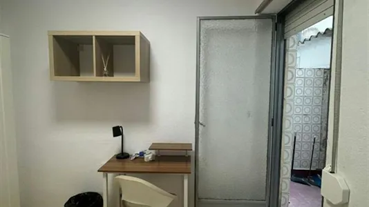 Rooms in Mislata - photo 2