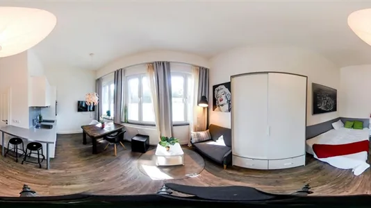 Apartments in Cologne Innenstadt - photo 2