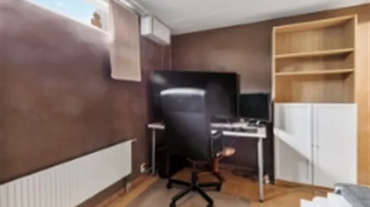 Rooms in Haninge - photo 2