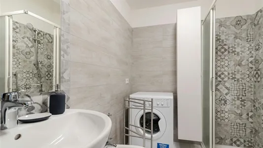 Rooms in Milano Zona 2 - Stazione Centrale, Gorla, Turro, Greco, Crescenzago - photo 7