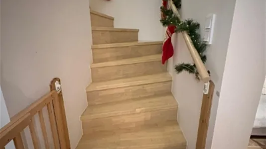 Houses in Upplands Väsby - photo 2