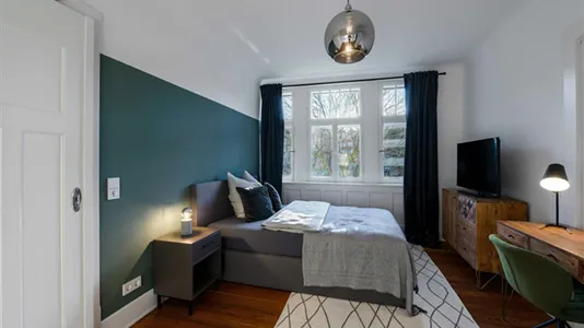 Rooms in Stuttgart-Mitte - photo 4