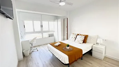 Room for rent in Valencia Algirós, Valencia (region)