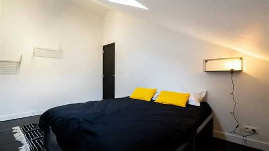 Rooms in Charleroi - photo 3