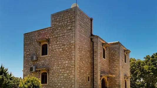 Houses in Rethymno - photo 4