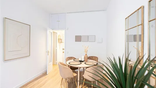 Apartments in Barcelona Eixample - photo 8