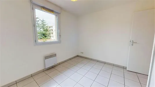 Apartments in Toulouse - photo 5