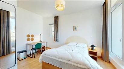 Room for rent in Créteil, Île-de-France