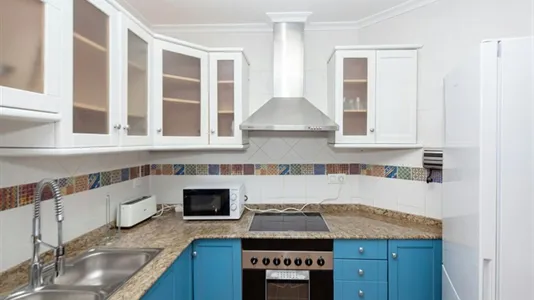 Rooms in Valencia Extramurs - photo 8