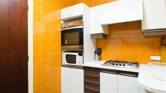 Rooms in Barcelona Eixample - photo 7