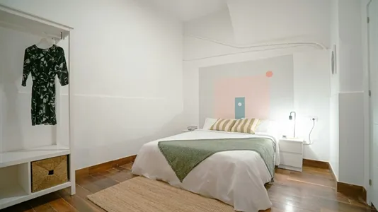 Rooms in Valencia Ciutat Vella - photo 1